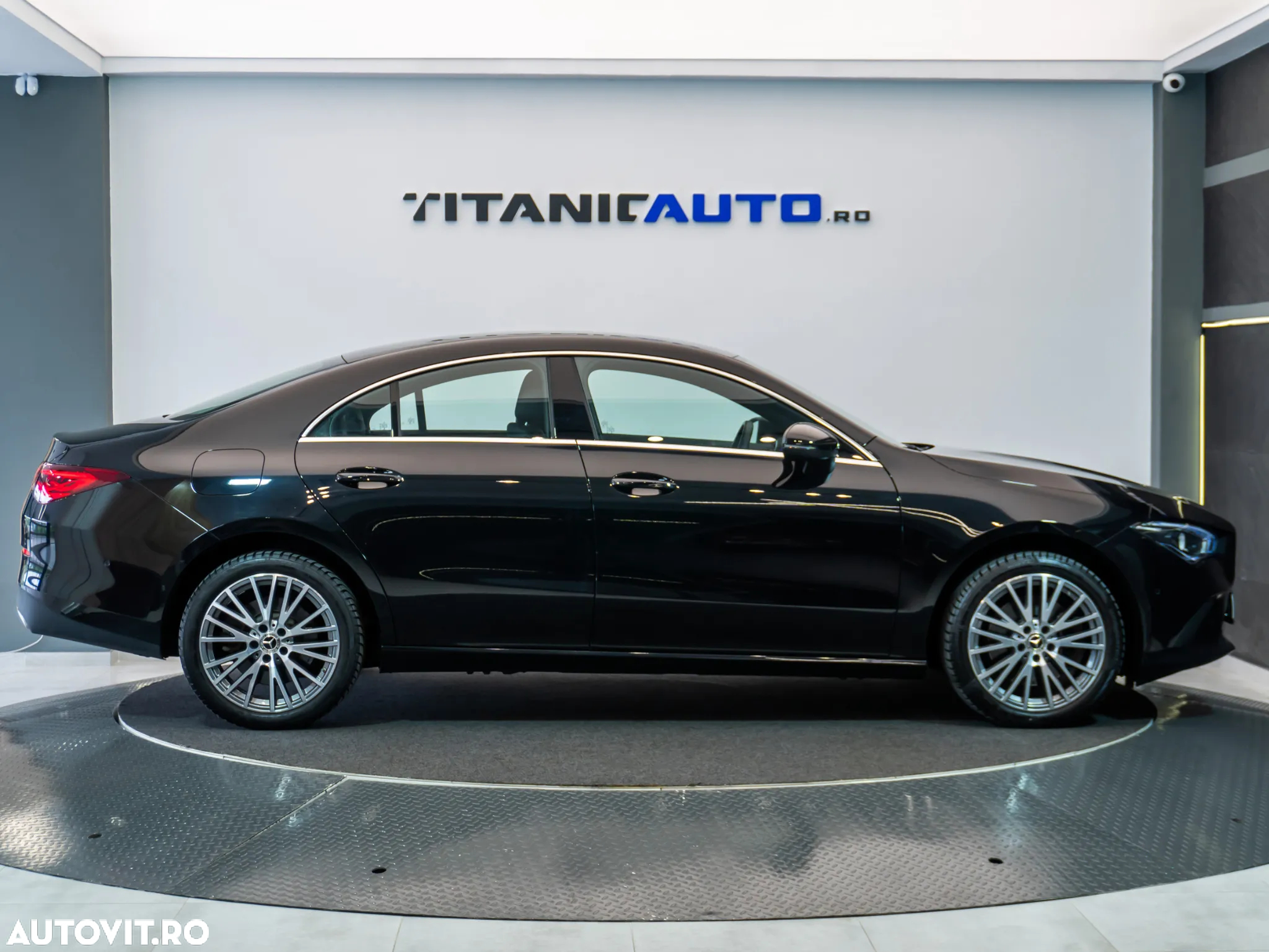 Mercedes-Benz CLA 250 e 8G-DCT Progressive - 10
