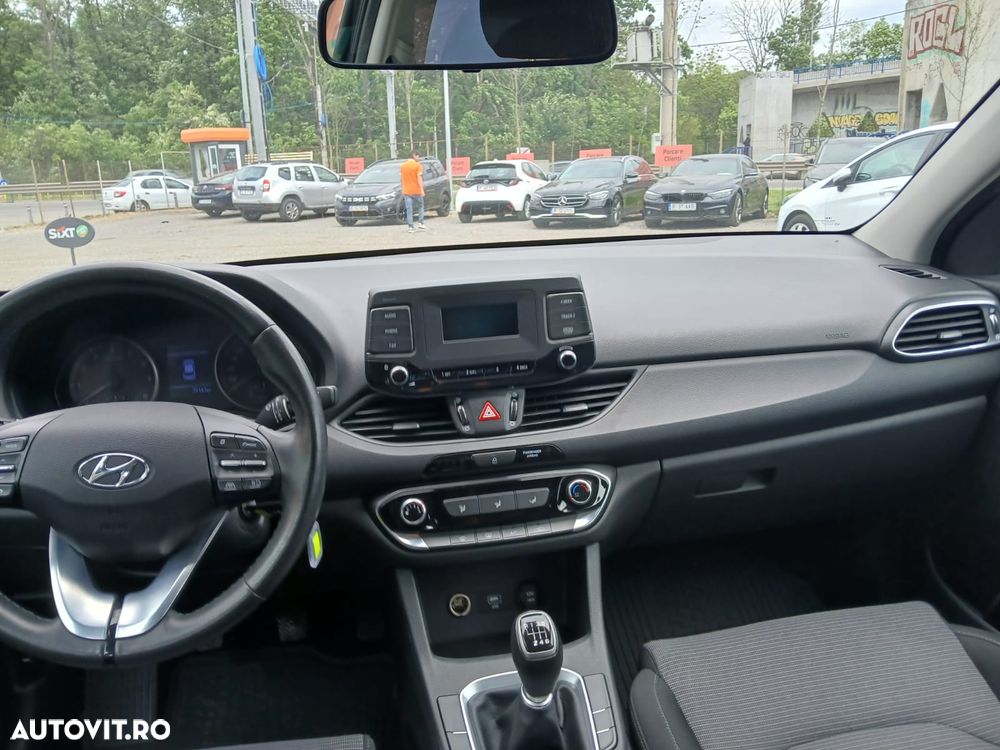 Hyundai i30 1.5 110CP M/T Comfort - 8