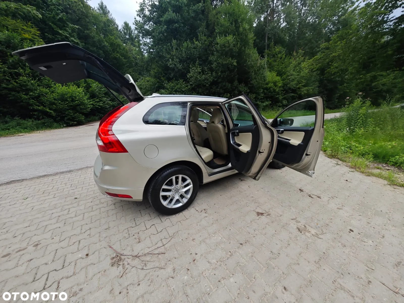 Volvo XC 60 D4 AWD Summum - 9