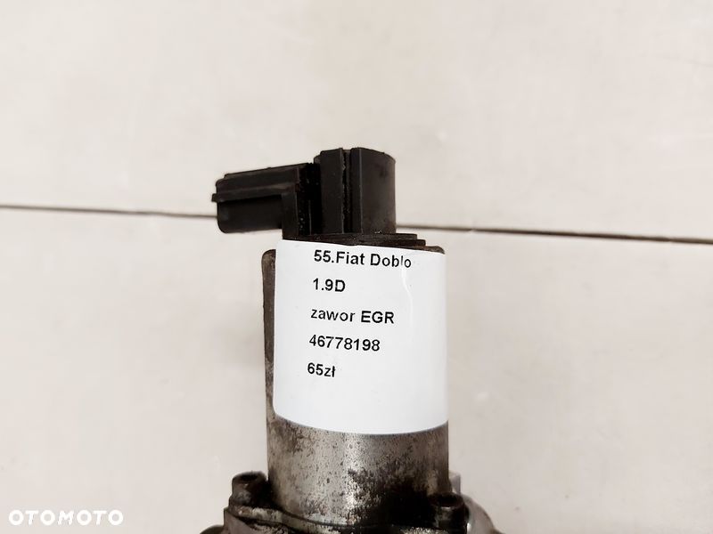 FIAT DOBLO 1 I 1.9 D ZAWÓR RURKA EGR 46778198 - 6