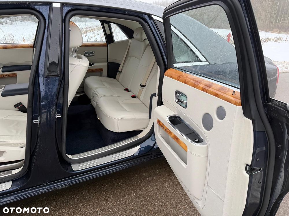 Rolls-Royce Ghost Standard - 18