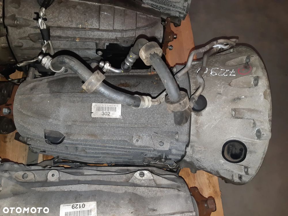 SKRZYNIA BIEGÓW AUTOMATYCZNA MERCEDES W205 2052705501 722908 - 1