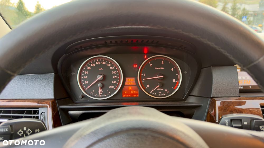 BMW Seria 5 - 21