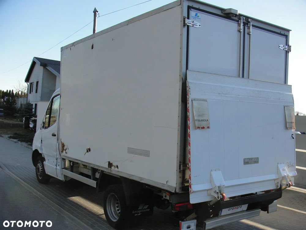 Mercedes-Benz Sprinter - 2