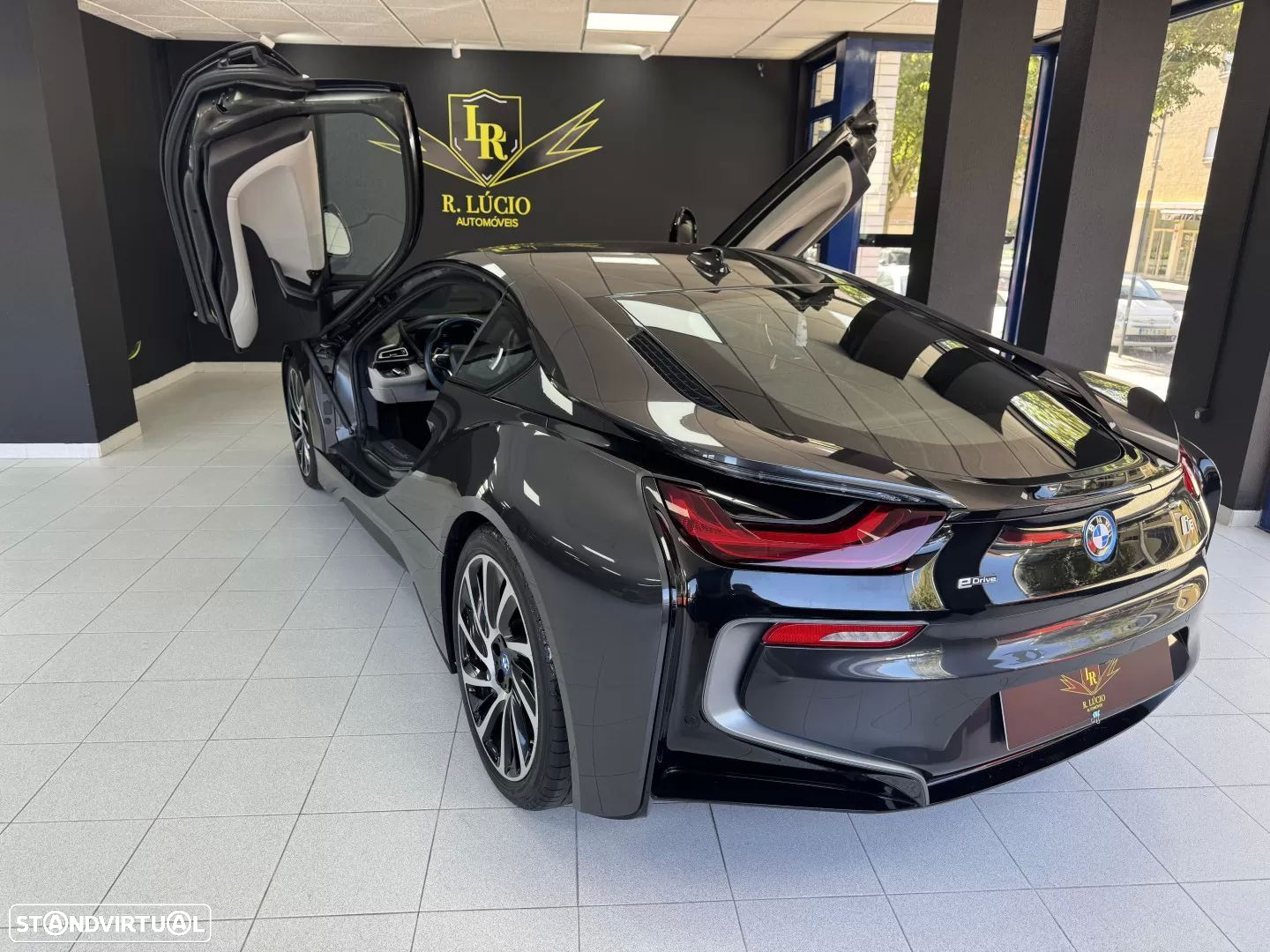 BMW i8 Standard - 28