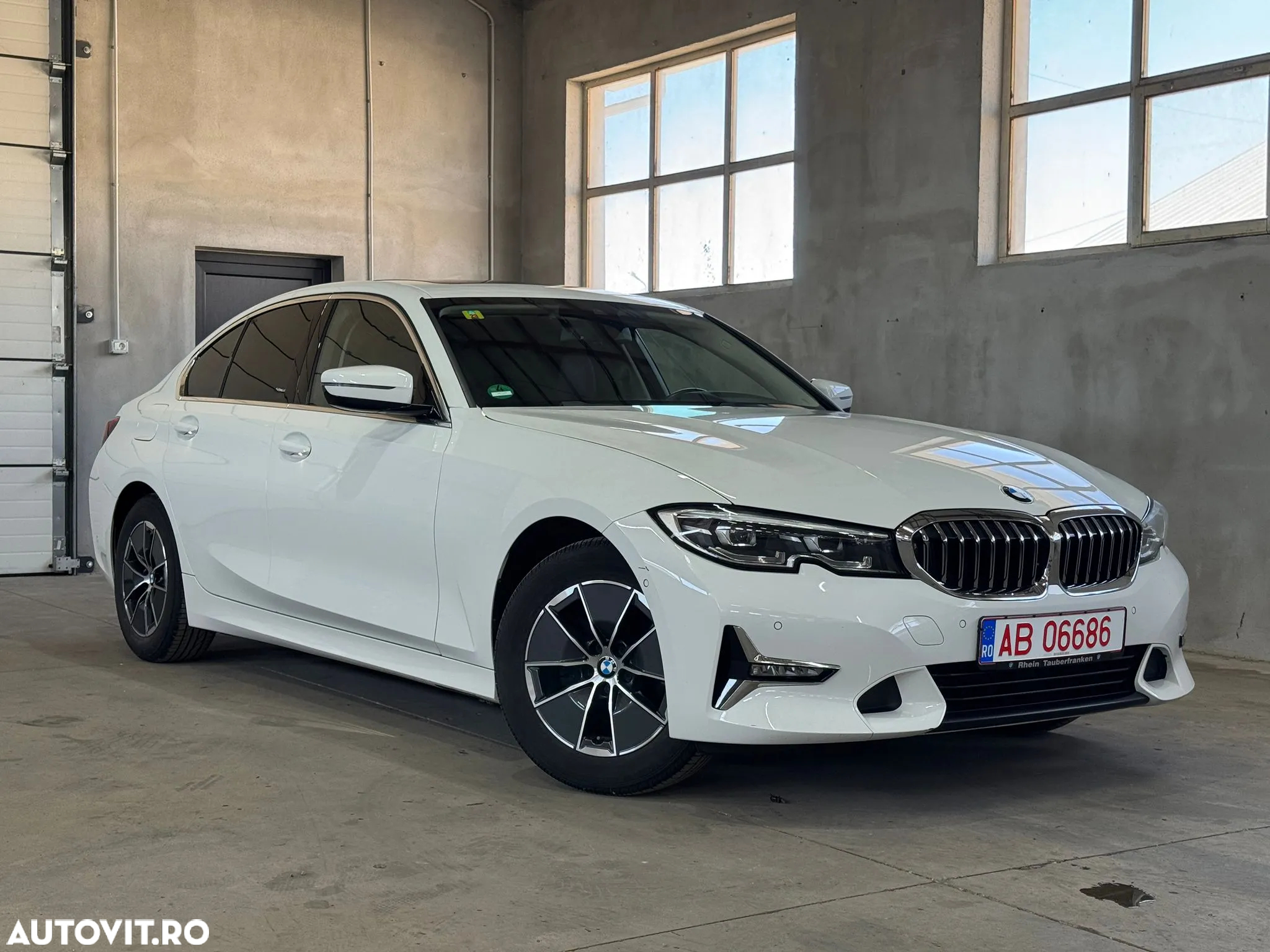 BMW Seria 3 320d AT MHEV - 2