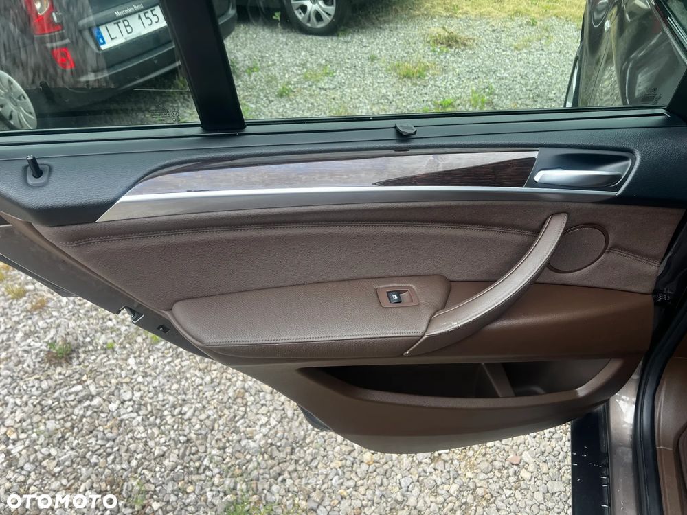 BMW X5 xDrive35d - 30