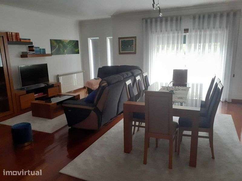 Moradia Geminada T4 - Viseu - Grande imagem: 3/12