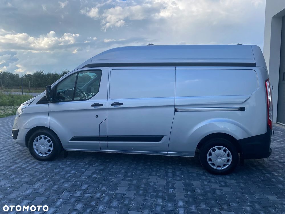 Ford TRANSIT CUSTOM - 11