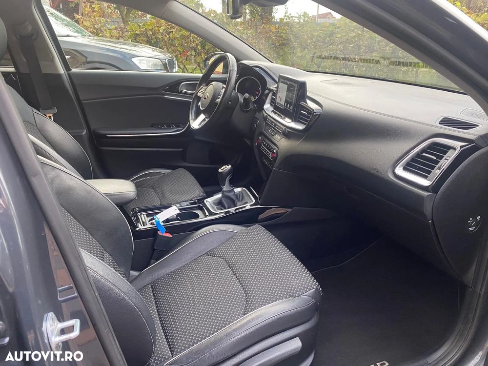 Kia Ceed 1.0 T-GDI ISG Platinum Edition - 15