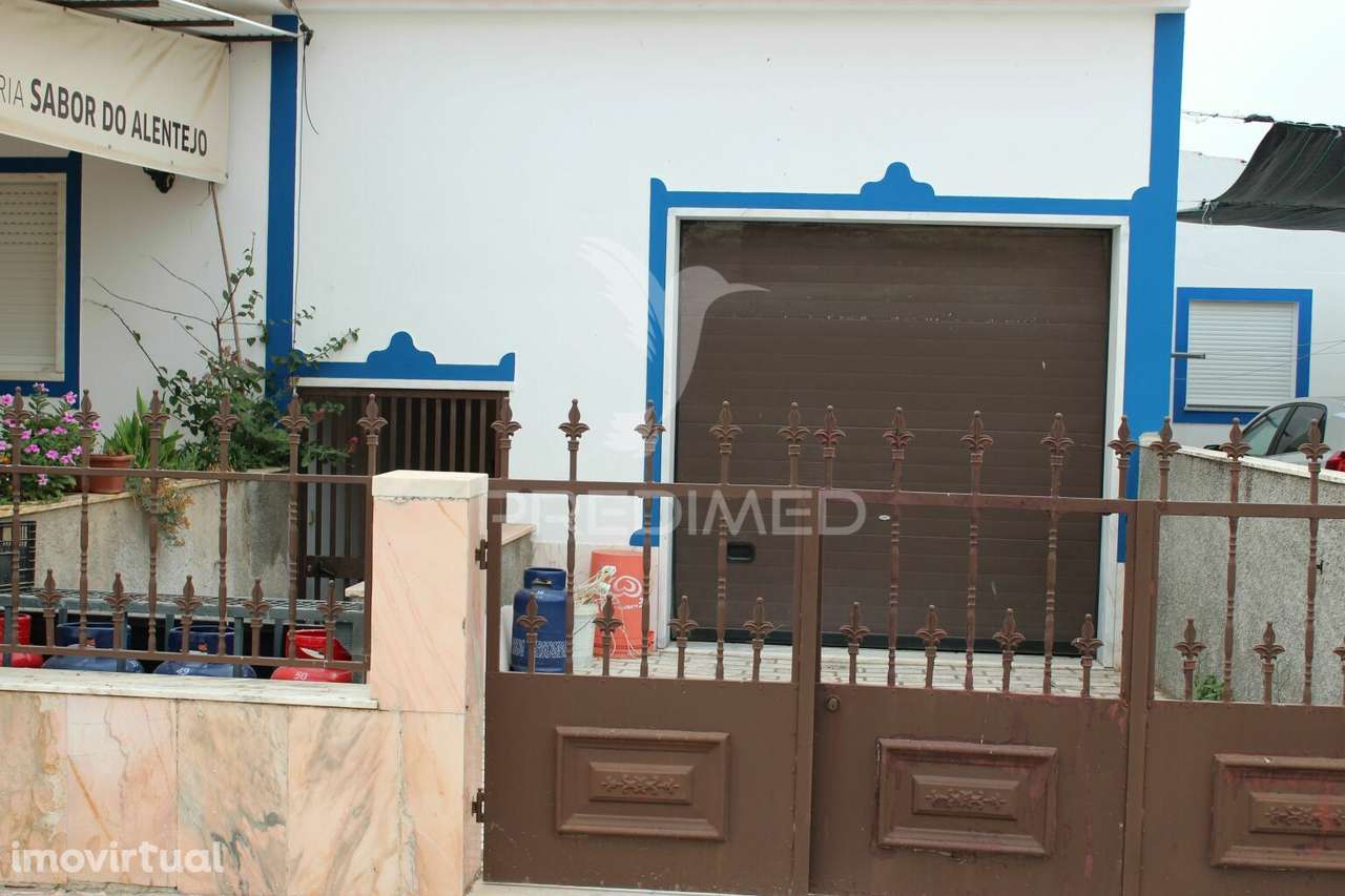 Moradia 4 andares T 15 - Grande imagem: 2/40