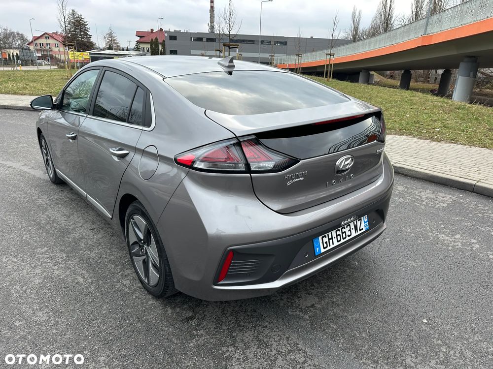 Hyundai IONIQ 1.6 GDI Style - 17