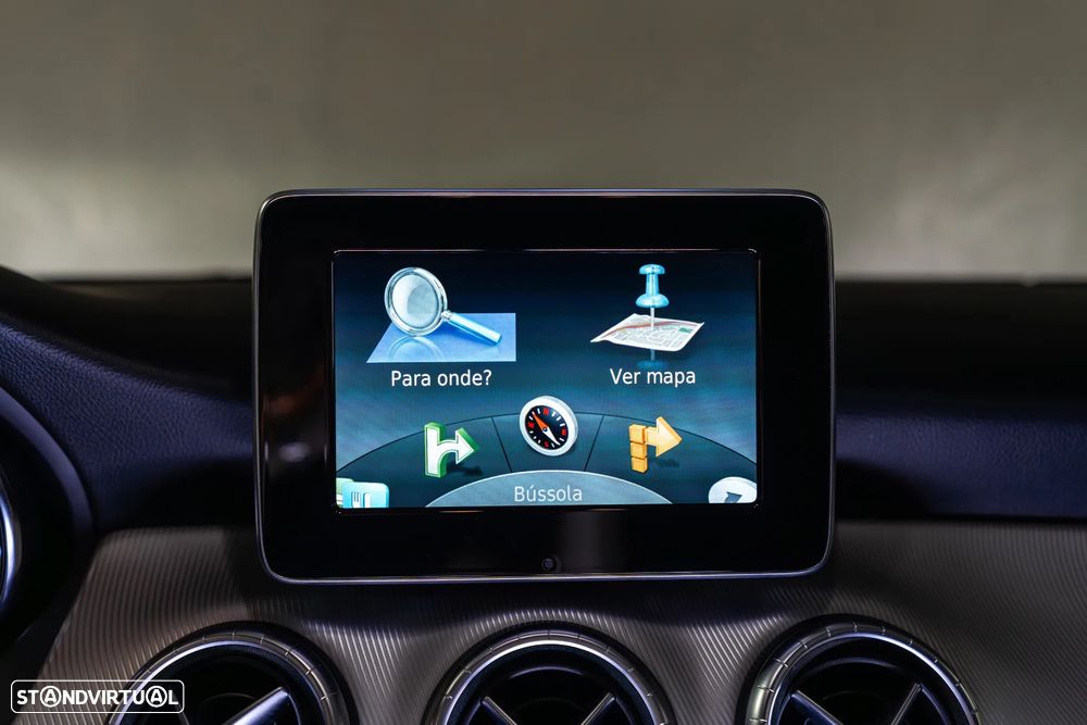 Mercedes-Benz CLA 200 d Shooting Brake Urban - 21