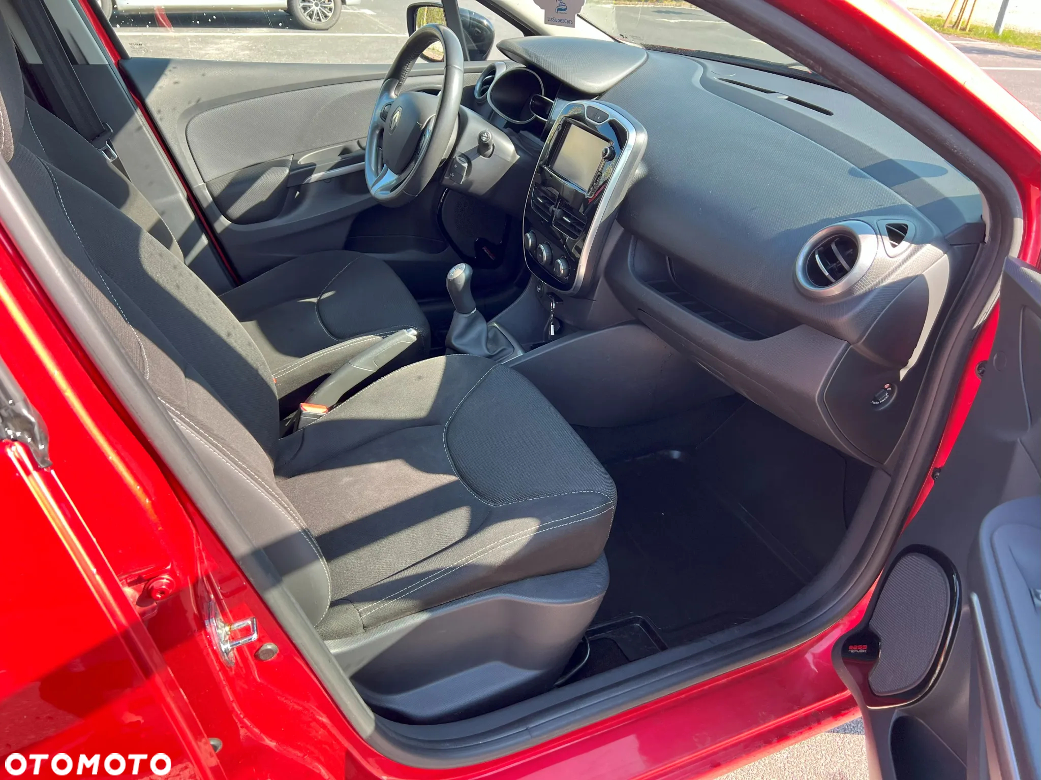 Renault Clio - 20