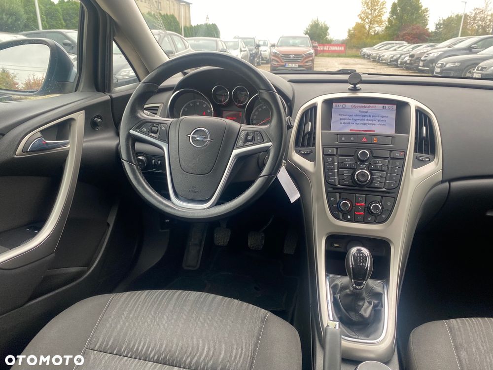 Opel Astra 1.4 Turbo Design Edition - 37