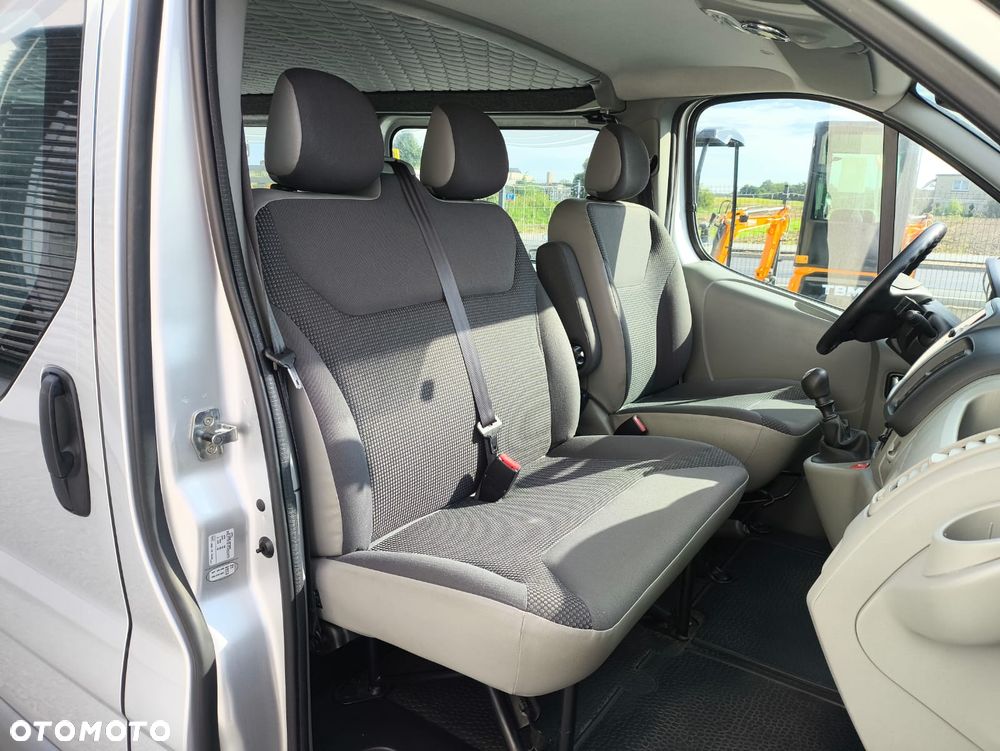 Opel Vivaro - 25