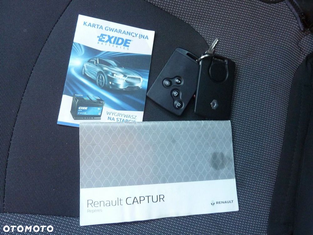Renault Captur - 16