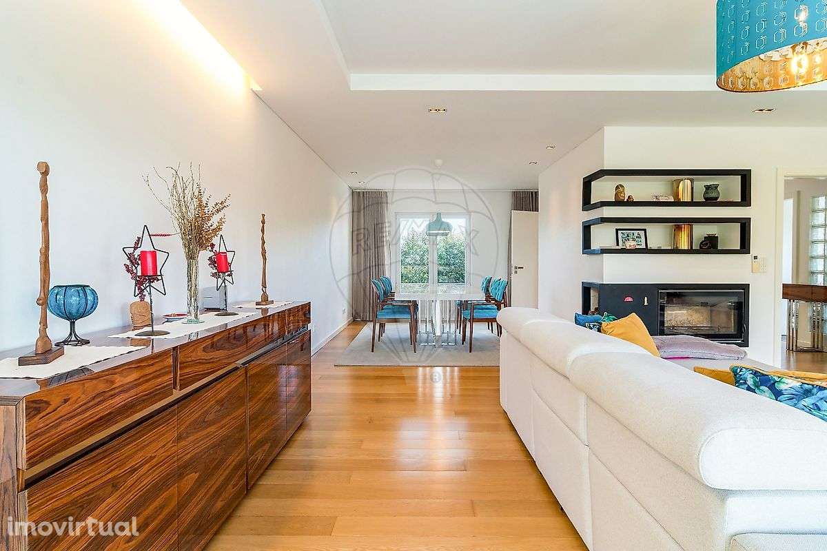 Moradia T4 para venda - Grande imagem: 2/18