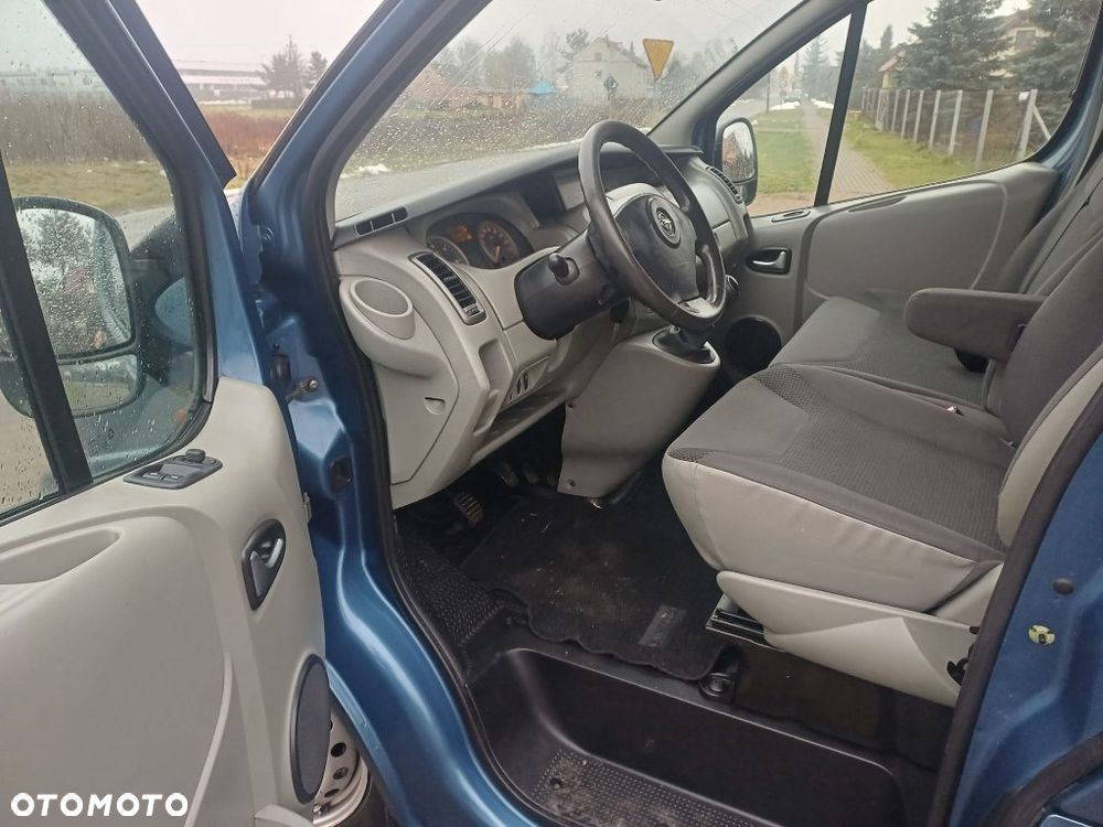 Opel VIVARO - 8