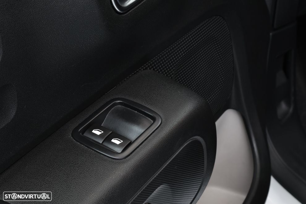 Citroën C3 1.5 BlueHDi C-Series - 24