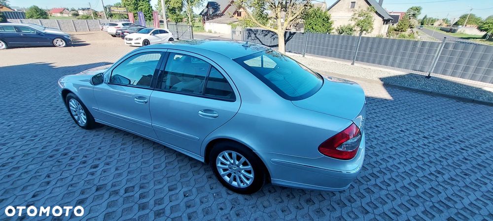 Mercedes-Benz Klasa E - 31