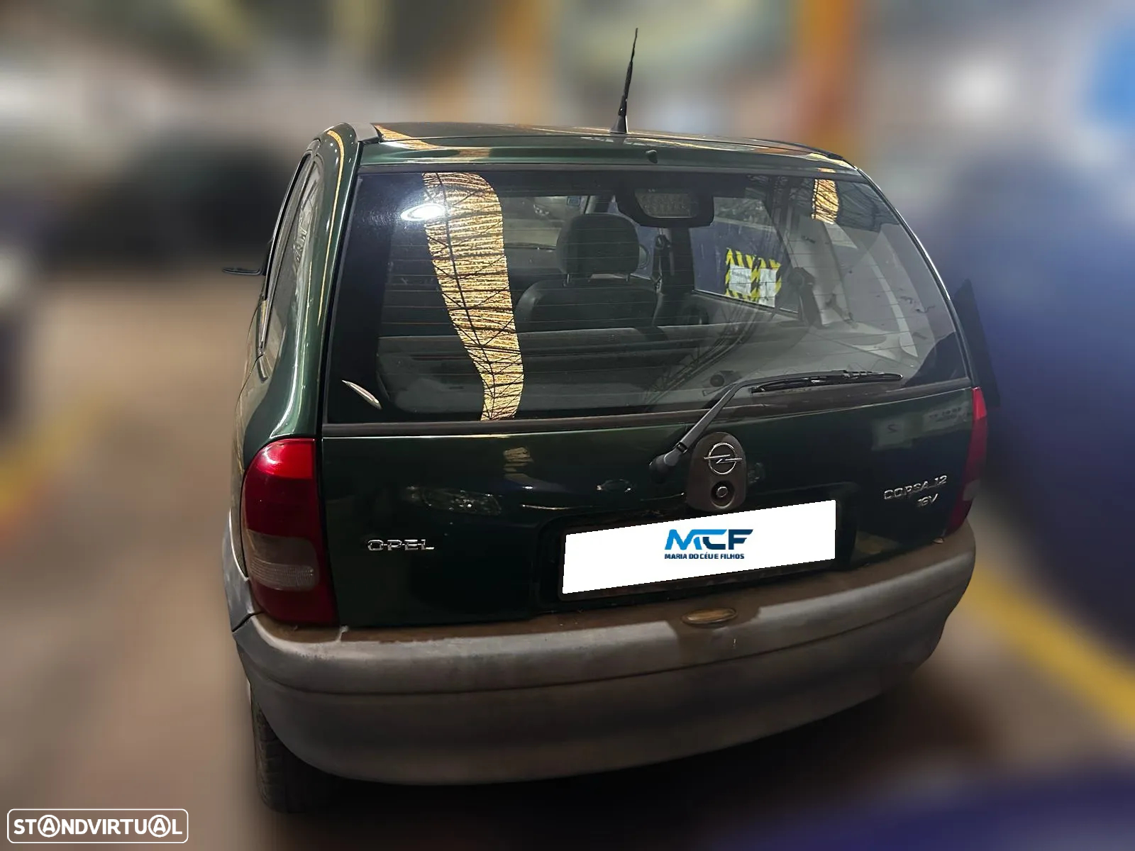 Opel Corsa 1.2i 16v de 2000 para peças - 3