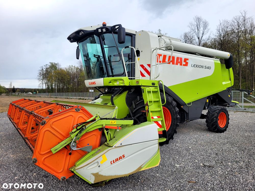 Claas LEXION 540 heder Vario V660 - 1