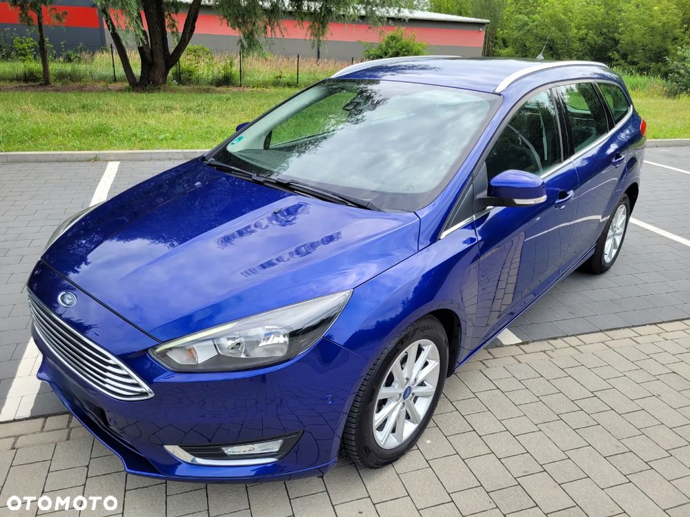 Ford Focus 1.0 EcoBoost Titanium - 4
