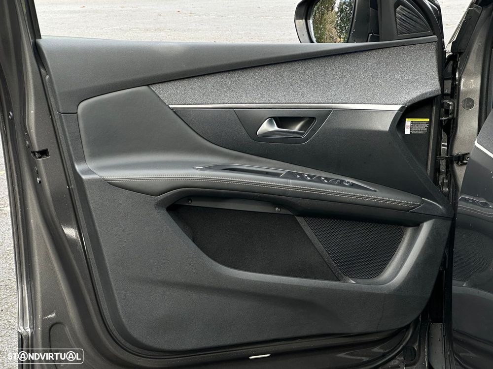 Peugeot 3008 1.6 Hybrid4 GT Pack e-EAT8 - 6