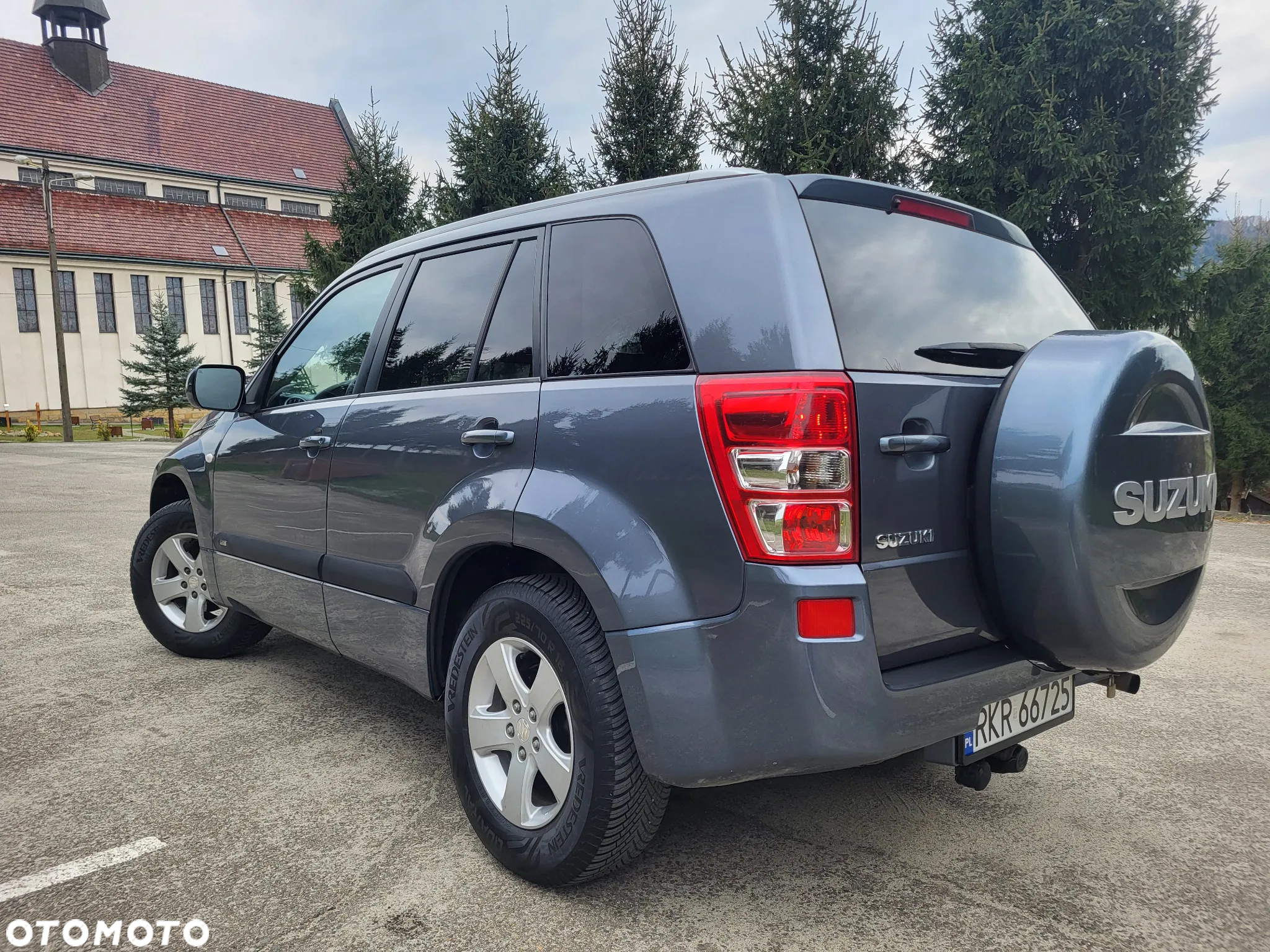 Suzuki Grand Vitara 2.0 - 3