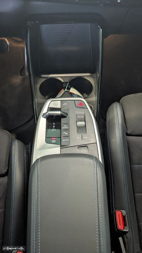 BMW 225xe Active Tourer e xDrive Pack Desportivo M - 19