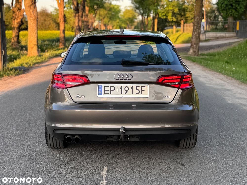 Audi A3 Sportback 2.0 TDI S tronic sport - 13