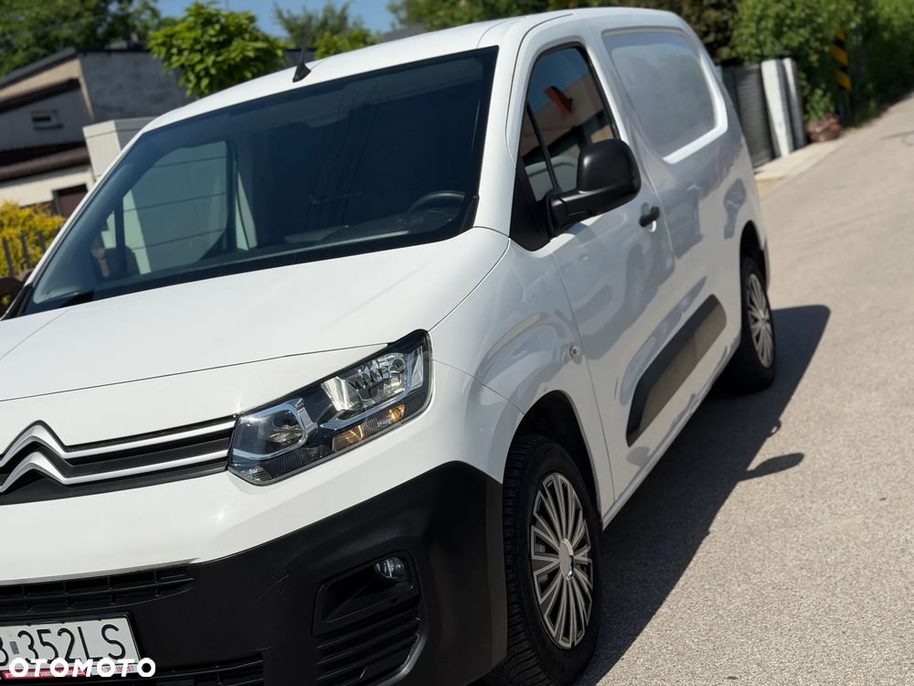 Citroën BERLINGO - 38