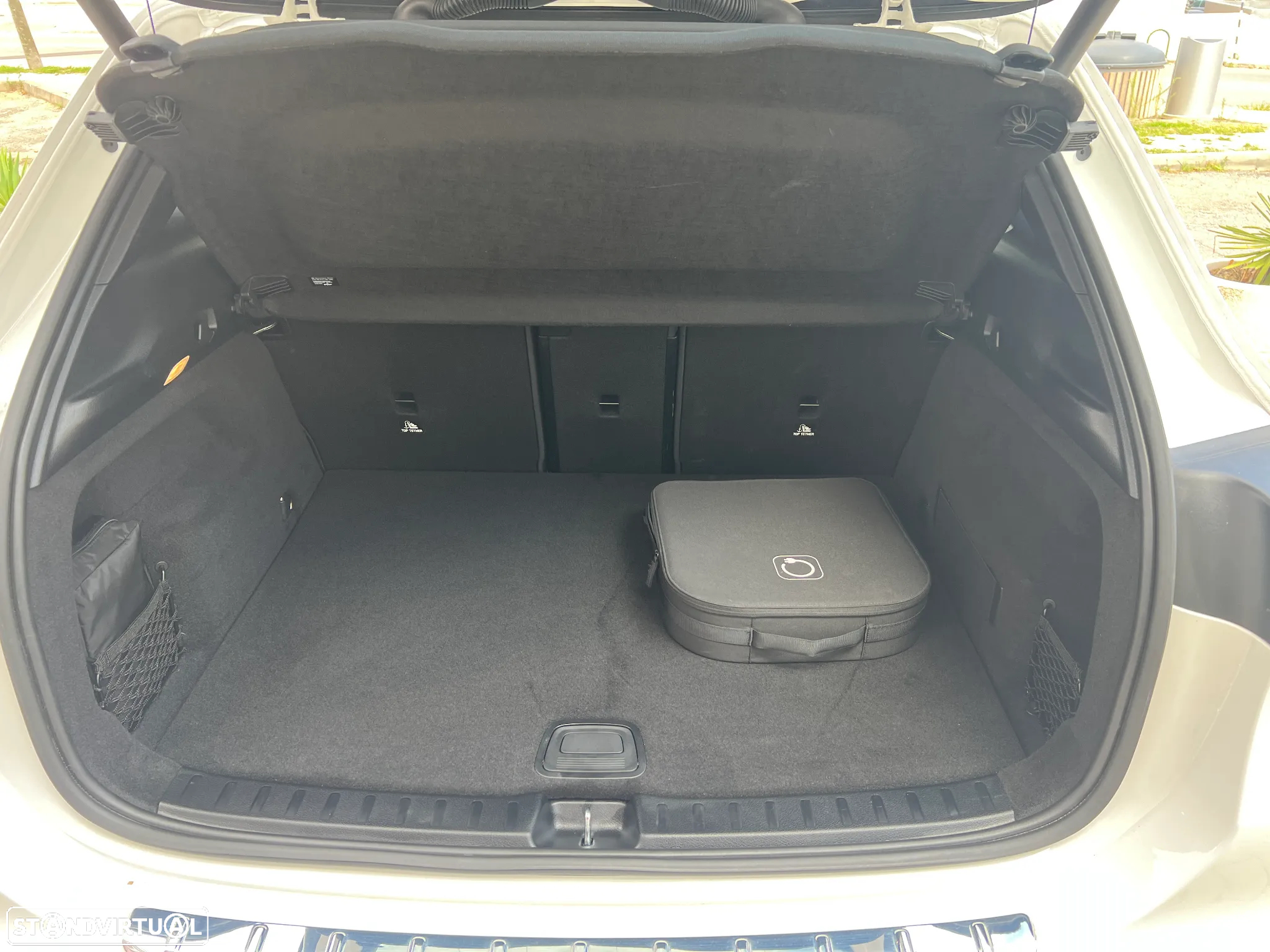 Mercedes-Benz EQA 250 AMG Line - 16