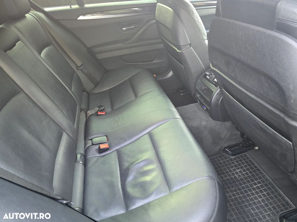 BMW Seria 5 525d xDrive Aut. Luxury Line - 5