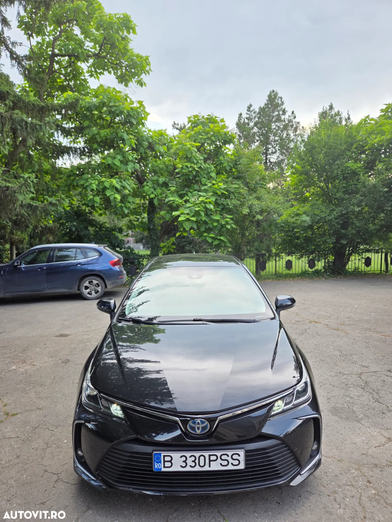 Toyota Corolla Sedan 1.8 HSD Business - 11