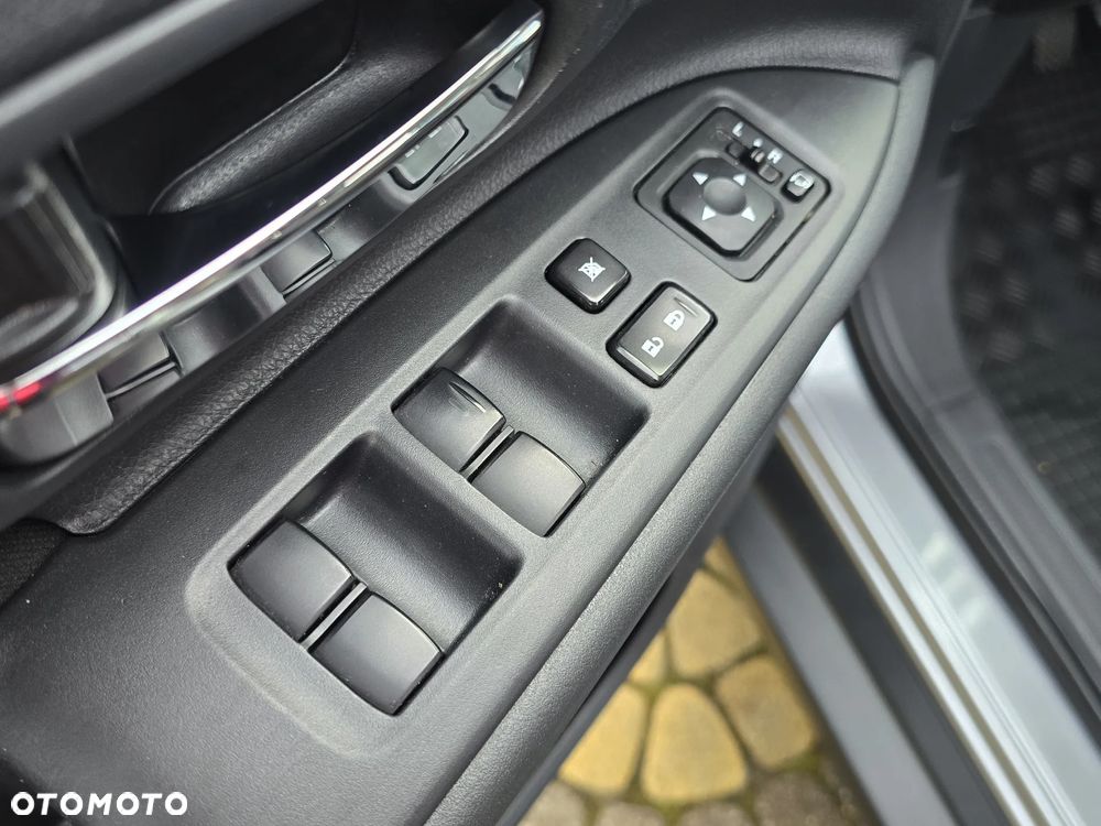 Mitsubishi Outlander 2.2 DID Intense + 4WD - 16