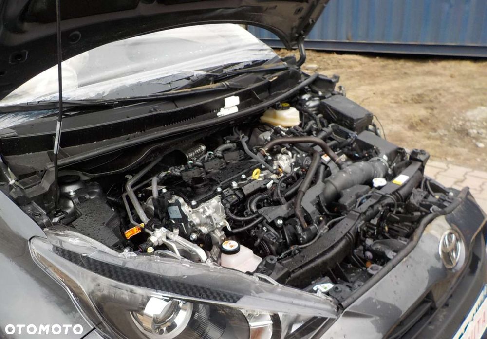 Toyota Yaris - 5