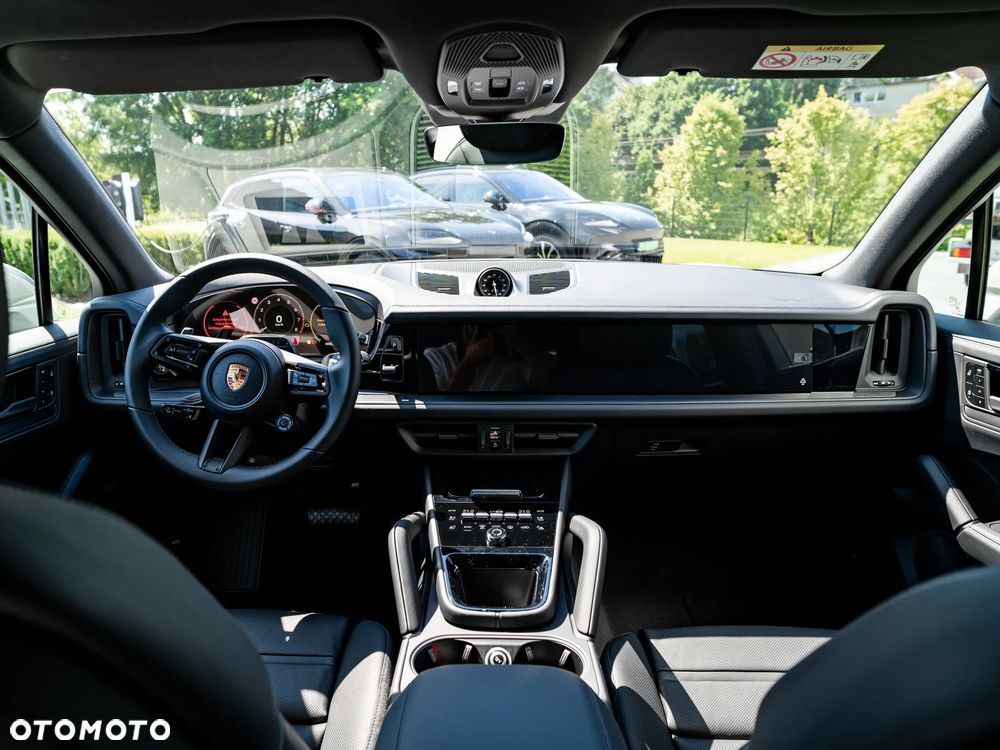 Porsche Cayenne Black Edition - 16