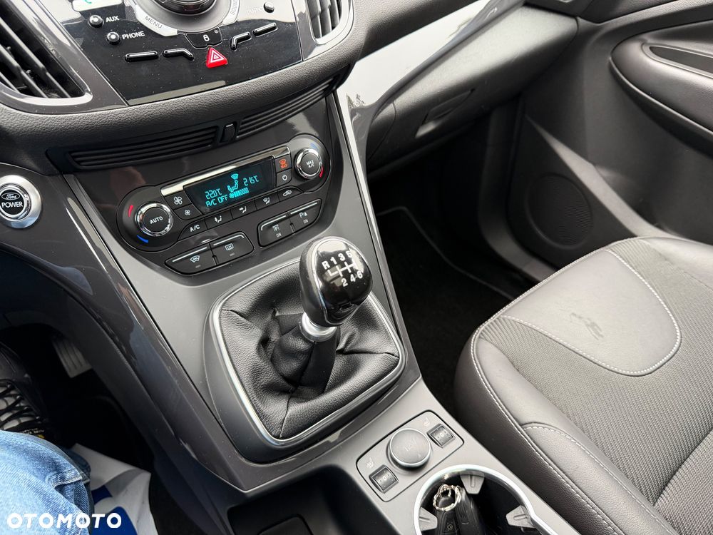 Ford Kuga 2.0 TDCi Titanium S - 25