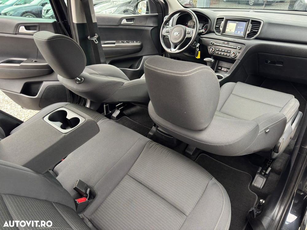 Kia Sportage 1.7 DSL 7DCT 4x2 Style - 8