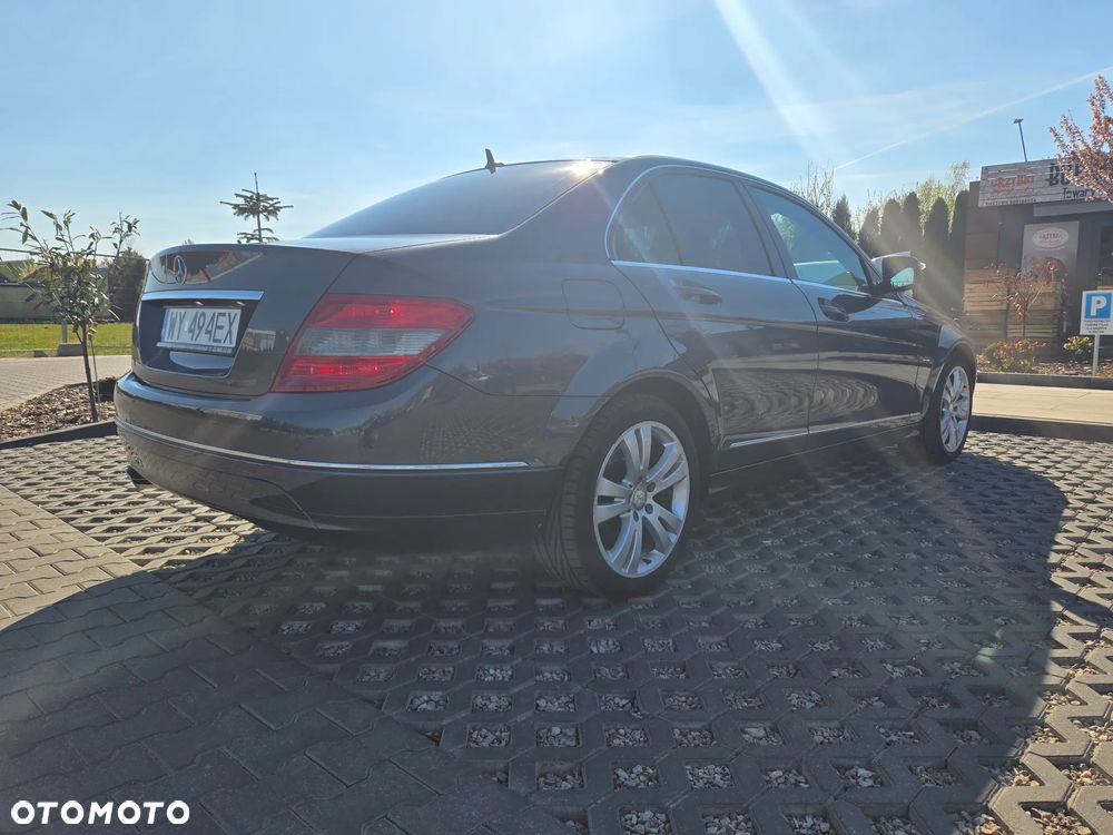 Mercedes-Benz Klasa C 220 CDI DPF Automatik Avantgarde - 3
