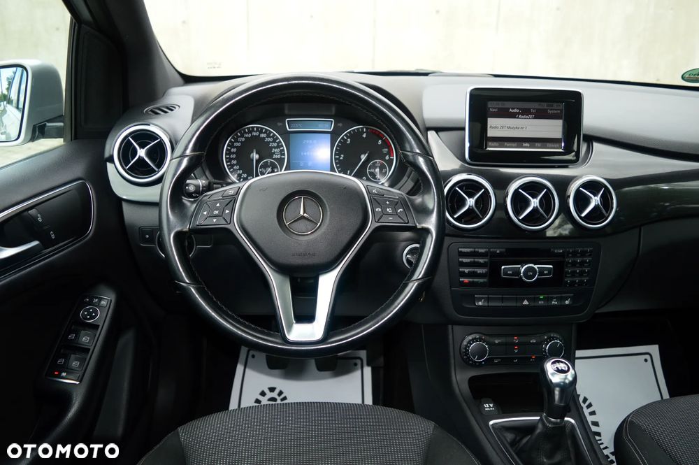Mercedes-Benz Klasa B 180 CDI (BlueEFFICIENCY) - 14