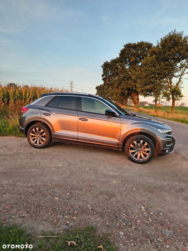 Volkswagen T-Roc - 4
