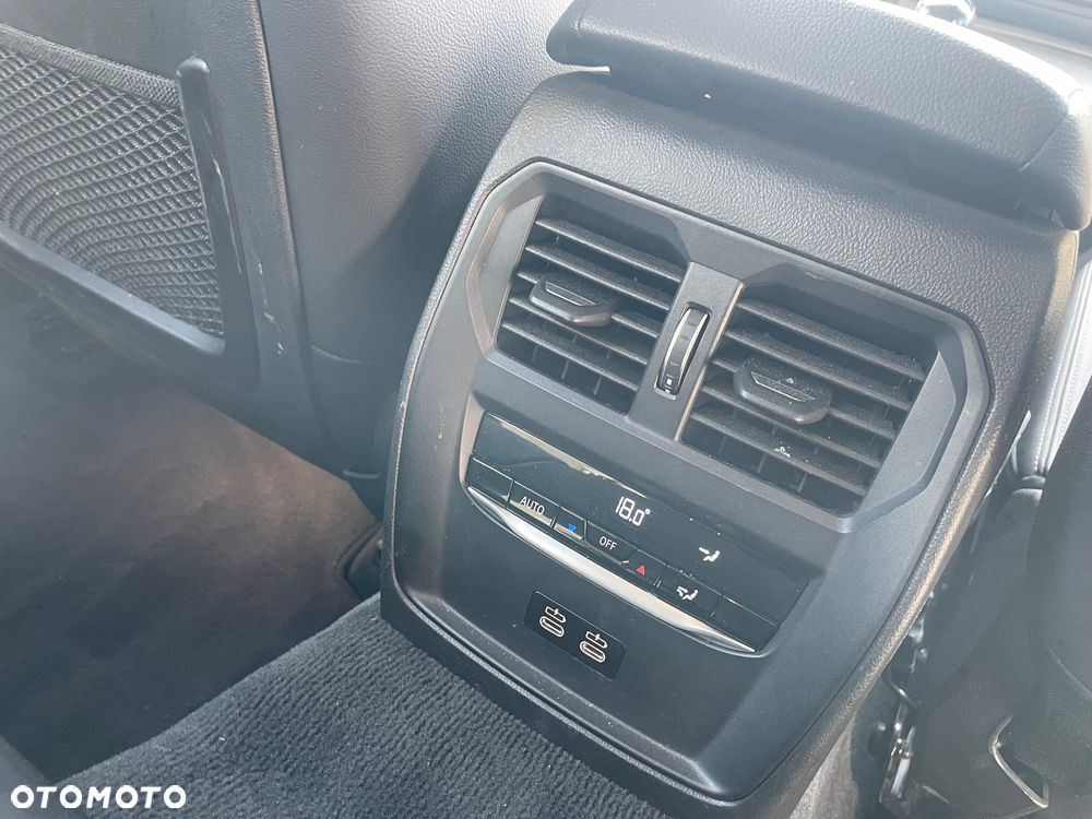 BMW Seria 3 318i Sport Line sport - 8