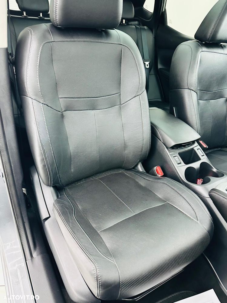 Nissan Qashqai 1.6 DCI Xtronic TEKNA - 20