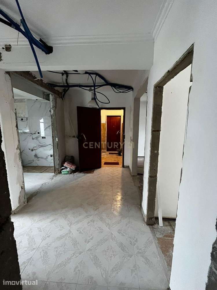 REMODELADO T2 em Queluz - Grande imagem: 5/12