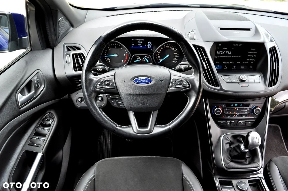 Ford Kuga 2.0 TDCi AWD ST-Line - 27