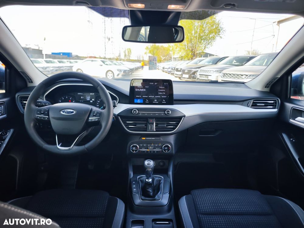 Ford Focus 1.0 EcoBoost Titanium - 5