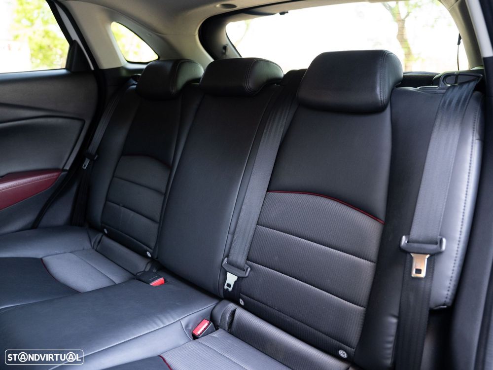 Mazda CX-3 1.5 Sky.Excellence HT Navi - 15